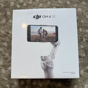 NWT - DJI OM 4 SE - 3-Axis Smartphone Gimbal Stabilizer with Tripod, Magnetic
